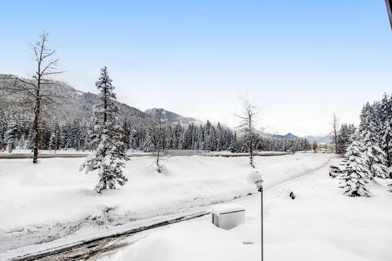 Summit Chalet Snoqualmie Pass 외부 사진